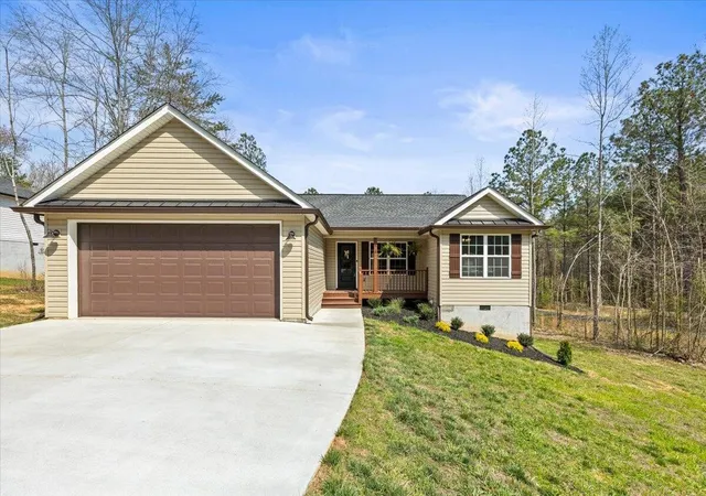 Photo 1 of Single family home for sale at 818 Bridges Rd, Rocky Face, GA 30740 | MLS# 3281340 | Listing updated on 2026-09-11