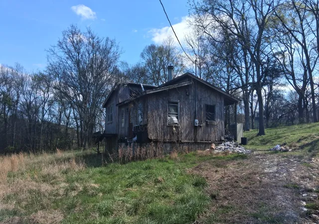 Photo 2 of Single family home for sale at 2431 Williams Rd, Cornersville, TN 37047 | MLS# 3164599 | Listing updated on 2026-09-26