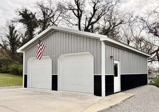 Photo 4 of Single family home for sale at 525 E Washington St, Pulaski, TN 38478 | MLS# 3164873 | Listing updated on 2026-10-08