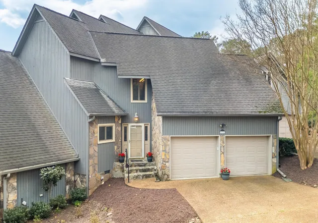 Photo 1 of Townhouse for sale at 191 Wisley Way, Ringgold, GA 30736 | MLS# 3164895 | Listing updated on 2026-09-11