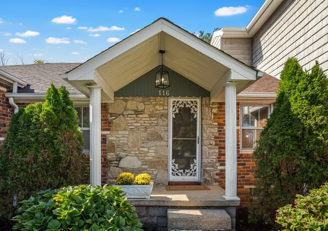 Photo 2 of Single family home for sale at 116 Pitts Ave, Old Hickory, TN 37138 | MLS# 3231293 | Listing updated on 2026-09-11