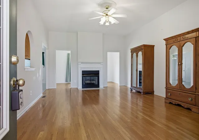 Photo 4 of Single family home for sale at 928 Everyman Ct, Columbia, TN 38401 | MLS# 3177881 | Listing updated on 2026-10-06