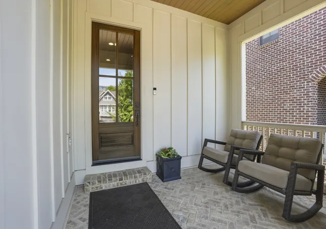 Photo 3 of Single family home for sale at 1931 Kimbark Dr, Nashville, TN 37215 | MLS# 3229642 | Listing updated on 2026-10-02