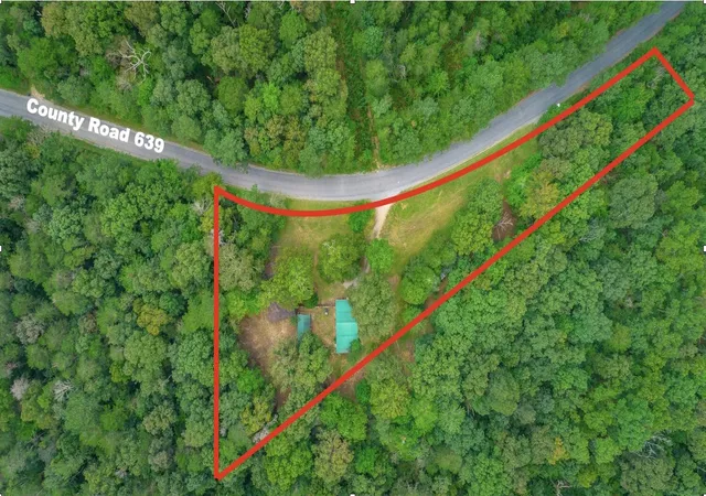 Photo 2 of Single family home for sale at 1059 County Rd 639, Mentone, AL 35984 | MLS# 3167804 | Listing updated on 2026-09-11