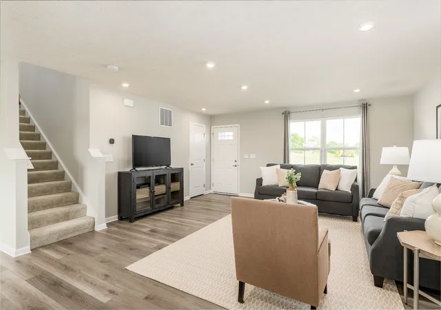 Photo 4 of Single family home for sale at 4 Royal Rose Dr, Murfreesboro, TN 37130 | MLS# 3168357 | Listing updated on 2026-09-10