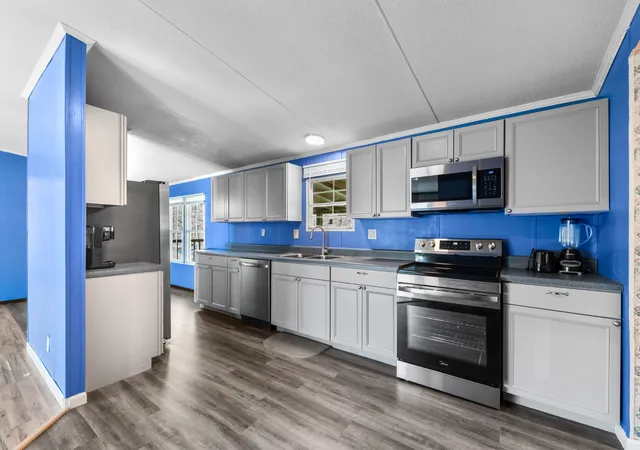 Photo 3 of Manufactured home for sale at 2056 Kristin Dr, Centerville, TN 37033 | MLS# 3171320 | Listing updated on 2026-09-11