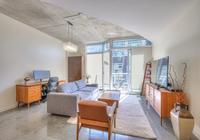 Photo 2 of Condo for sale at 600 12th Avenue S #803, Nashville, TN 37203 | MLS# 3540964 | Listing updated on 2026-09-15