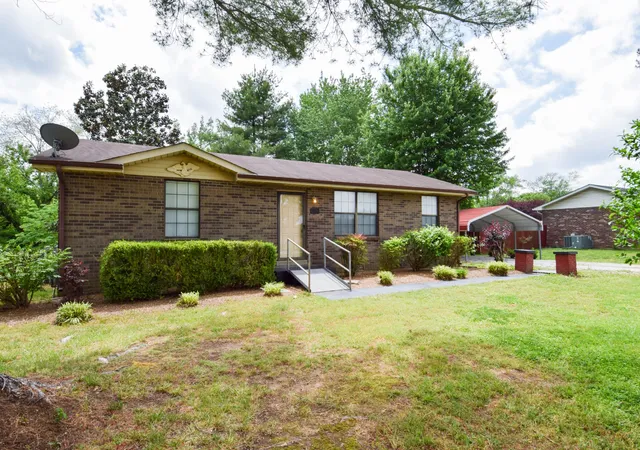 Photo 1 of Single family home for sale at 819 Hwy 52e, Portland, TN 37148 | MLS# 3184461 | Listing updated on 2026-09-15