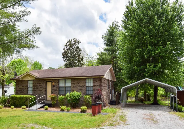 Photo 2 of Single family home for sale at 819 Hwy 52e, Portland, TN 37148 | MLS# 3184461 | Listing updated on 2026-09-15