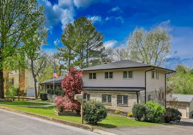 Photo 2 of Single family home for sale at 305 Myers Ter, Carthage, TN 37030 | MLS# 3169799 | Listing updated on 2026-09-11