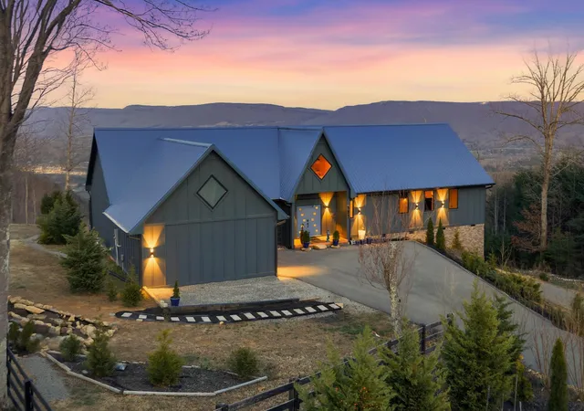 Photo 2 of Single family home for sale at 181 Sky High Trl, Dunlap, TN 37327 | MLS# 3540480 | Listing updated on 2026-09-29