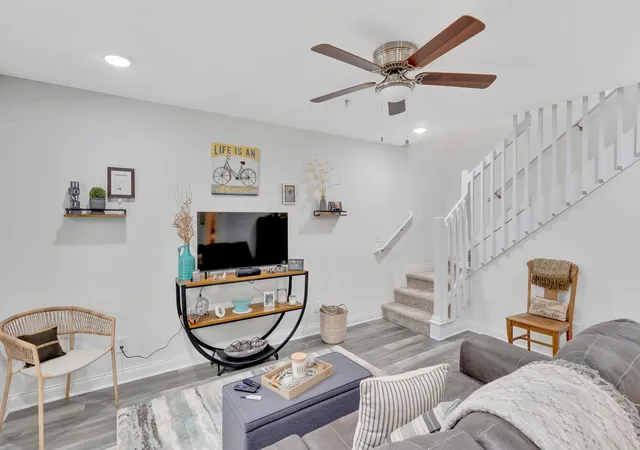 Photo 1 of Condo for sale at 900 Mountain Crk Rd #M166, Chattanooga, TN 37405 | MLS# 3170059 | Listing updated on 2026-09-11
