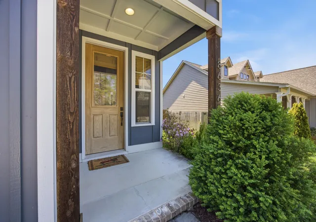 Photo 3 of Single family home for sale at 8636 Masons Gate Ln, Chattanooga, TN 37421 | MLS# 3282510 | Listing updated on 2026-09-24