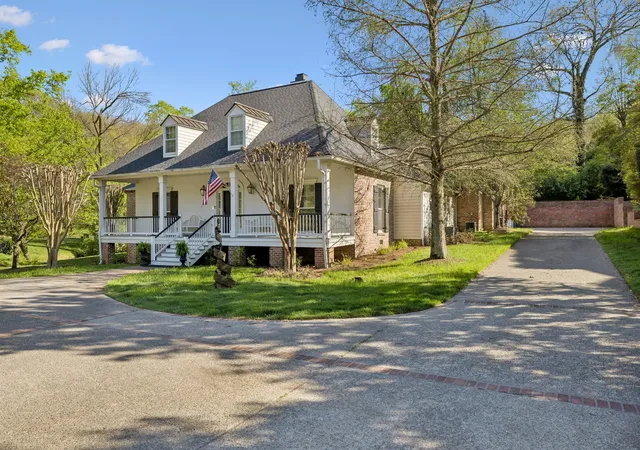 Photo 1 of Single family home for sale at 5201 Heathrow Hills Dr, Brentwood, TN 37027 | MLS# 3211845 | Listing updated on 2026-10-07