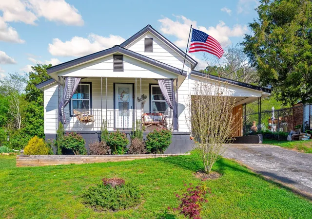 Single family home for sale at 197 Main St, Copperhill, TN 37317 | MLS# 3261914