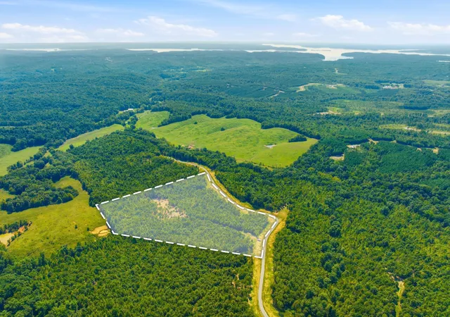 Photo 4 of Land for sale at 0 The Retreat At Paris Landing, Dover, TN 37058 | MLS# 3178925 | Listing updated on 2026-10-25