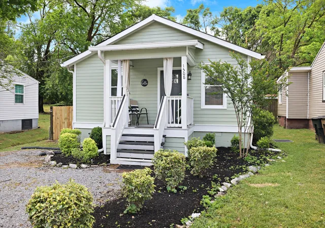 Photo 1 of Single family home for sale at 1508 Litton Ave, Nashville, TN 37216 | MLS# 3194006 | Listing updated on 2026-09-17