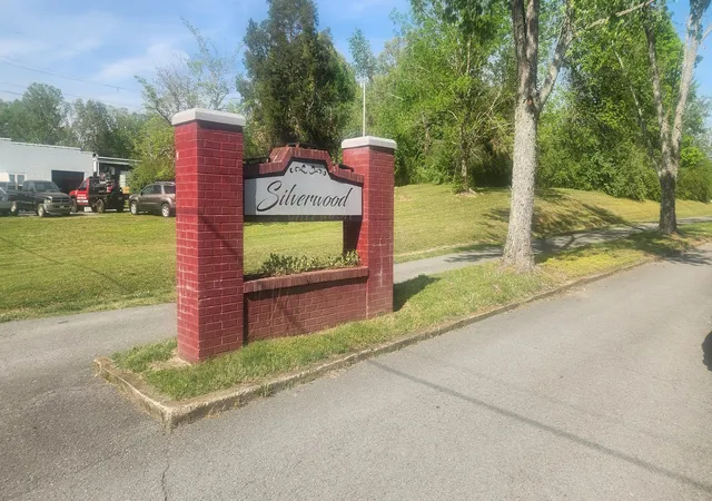 Photo 2 of Single family home for sale at 1212 Rosewood Dr, Centerville, TN 37033 | MLS# 3176341 | Listing updated on 2026-09-11