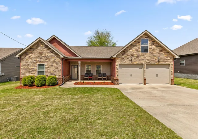 Photo 1 of Single family home for sale at 144 Franklin Cir, Fort Oglethorpe, GA 30742 | MLS# 3176385 | Listing updated on 2026-09-11