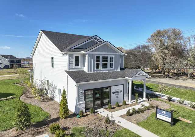 Photo 2 of Sale Pending at 925 Watercourse Ct, Nashville, TN 37214 | MLS# 3176442 | Listing updated on 2026-09-15