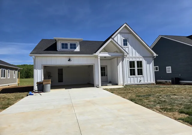 Photo 4 of Single family home for sale at 180 Jasper Gulch Dr, Jasper, TN 37347 | MLS# 3177766 | Listing updated on 2026-09-11