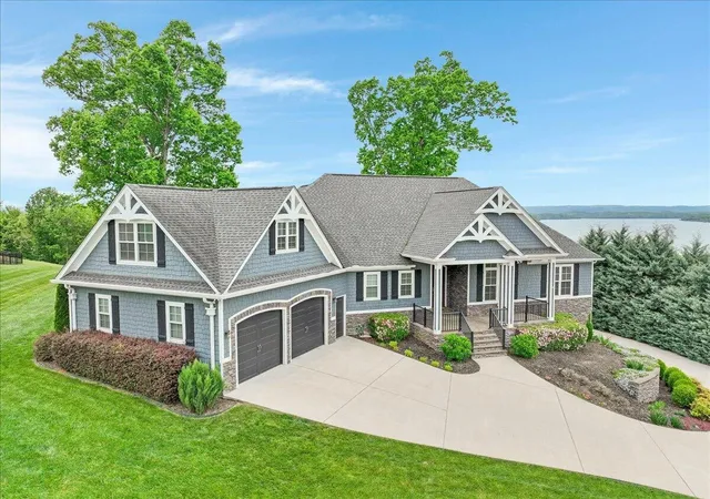 Photo 3 of Single family home for sale at 6201 Breezy Holw Ln, Harrison, TN 37341 | MLS# 3177963 | Listing updated on 2026-09-11