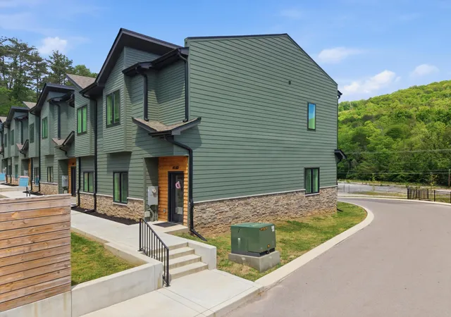 Photo 3 of Townhouse for sale at 4160 Outpost Way, Chattanooga, TN 37419 | MLS# 3178307 | Listing updated on 2026-09-11