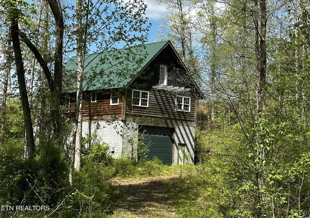 Photo 48 of Single family home for sale at 105 Johnson Holw Ln, Greeneville, TN 37745 | MLS# 3178577 | Listing updated on 2026-09-14