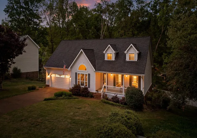 Photo 3 of Single family home for sale at 12424 Creek Holw Ln, Soddy Daisy, TN 37379 | MLS# 3178591 | Listing updated on 2026-09-12