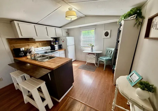 Photo 4 of Manufactured home for sale at 545 Mansard Is Dr, Springville, TN 38256 | MLS# 3179455 | Listing updated on 2026-09-14