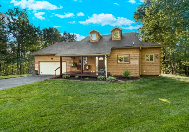 Photo 3 of Single family home for sale at 250 Outlet Rd Se, Cleveland, TN 37323 | MLS# 3226016 | Listing updated on 2026-09-25