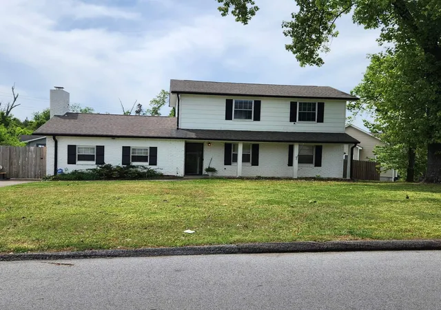 Photo 1 of Single family home for sale at 4128 Lost Oaks Dr, Ooltewah, TN 37363 | MLS# 3179823 | Listing updated on 2026-09-11