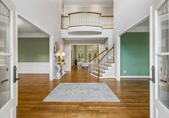 Photo 3 of Single family home for sale at 512 Grand Oaks Dr, Brentwood, TN 37027 | MLS# 3216410 | Listing updated on 2026-10-08