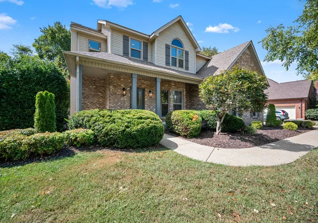 Photo 1 of Single family home for sale at 2923 Regenwood Dr, Murfreesboro, TN 37129 | MLS# 3543091 | Listing updated on 2026-09-25