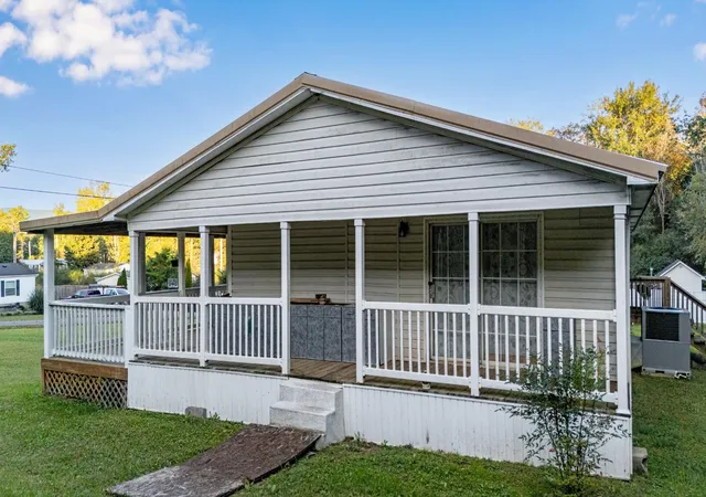Photo 3 of Manufactured home for sale at 270 Dream Cir, Jasper, TN 37347 | MLS# 3181959 | Listing updated on 2026-09-23
