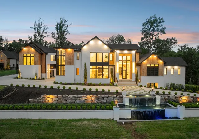 Photo 1 of Mansion for sale at 9636 Concord Rd, Brentwood, TN 37027 | MLS# 3184660 | Listing updated on 2026-09-15