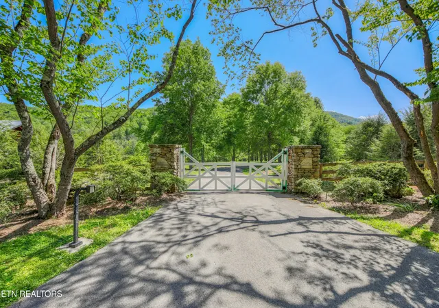 Photo 2 of Land for sale at 2122 Walden Cvs Way, Sevierville, TN 37862 | MLS# 3217284 | Listing updated on 2026-09-11