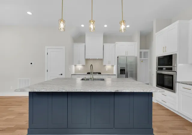 Photo 2 of Single family home for sale at 412 East Bnd Dr #B, Nashville, TN 37209 | MLS# 3182944 | Listing updated on 2026-09-14