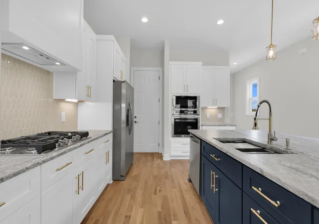 Photo 3 of Single family home for sale at 412 East Bnd Dr #B, Nashville, TN 37209 | MLS# 3182944 | Listing updated on 2026-09-14