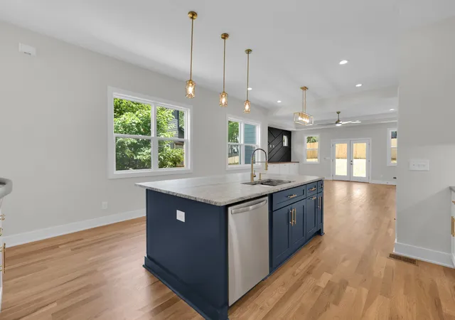 Photo 3 of Single family home for sale at 412 East Bnd Dr #B, Nashville, TN 37209 | MLS# 3182944 | Listing updated on 2026-09-14