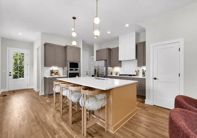 Photo 2 of Single family home for sale at 412 East Bnd Dr #A, Nashville, TN 37209 | MLS# 3182945 | Listing updated on 2026-09-14