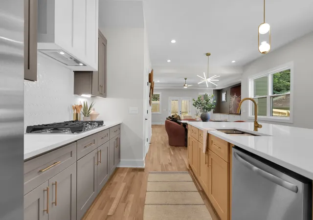 Photo 3 of Single family home for sale at 412 East Bnd Dr #A, Nashville, TN 37209 | MLS# 3182945 | Listing updated on 2026-09-14