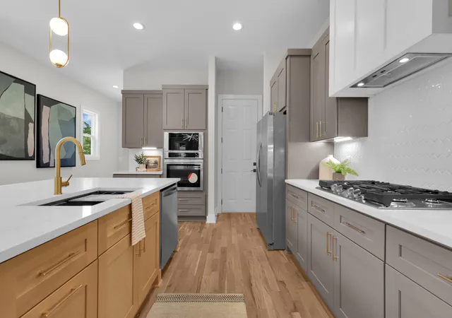 Photo 4 of Single family home for sale at 412 East Bnd Dr #A, Nashville, TN 37209 | MLS# 3182945 | Listing updated on 2026-09-14