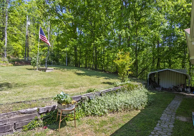 Photo 3 of Single family home for sale at 217 Roberts Rd, Spring City, TN 37381 | MLS# 3304353 | Listing updated on 2026-09-09