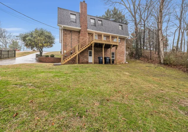 Photo 3 of Single family home for sale at 1806 Glen Oaks Ter, Chattanooga, TN 37412 | MLS# 3268528 | Listing updated on 2026-09-11
