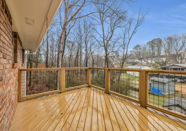 Photo 4 of Single family home for sale at 1806 Glen Oaks Ter, Chattanooga, TN 37412 | MLS# 3268528 | Listing updated on 2026-09-11