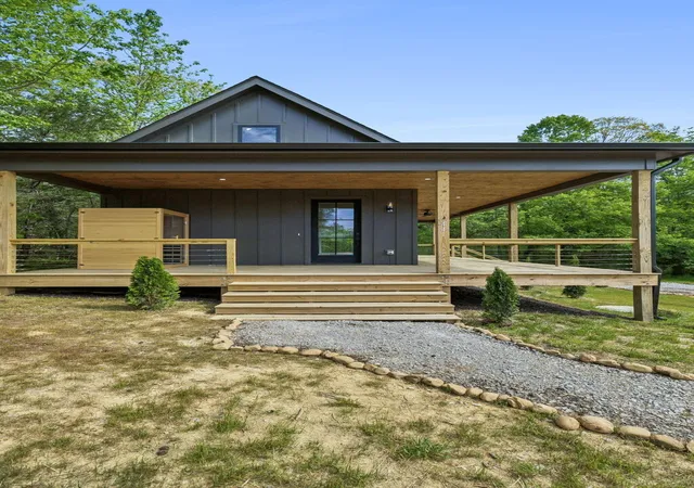 Photo 3 of Single family home for sale at 44 Dwellings Dr, Tracy City, TN 37387 | MLS# 3184777 | Listing updated on 2026-09-11