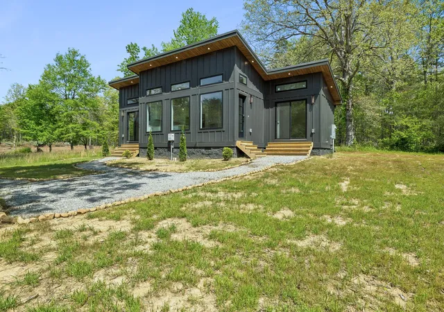 Photo 1 of Single family home for sale at 78 Dwellings Dr, Tracy City, TN 37387 | MLS# 3184781 | Listing updated on 2026-09-11