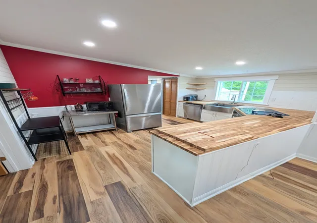 Photo 2 of Manufactured home for sale at 6106 Chestnut Blf Maury C Rd, Friendship, TN 38034 | MLS# 3185276 | Listing updated on 2026-09-11