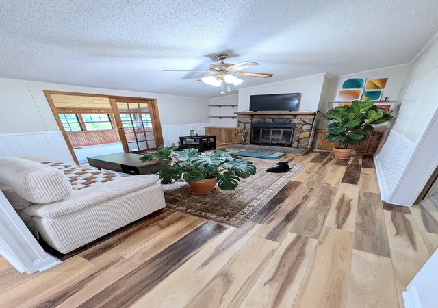 Photo 3 of Manufactured home for sale at 6106 Chestnut Blf Maury C Rd, Friendship, TN 38034 | MLS# 3185276 | Listing updated on 2026-09-11